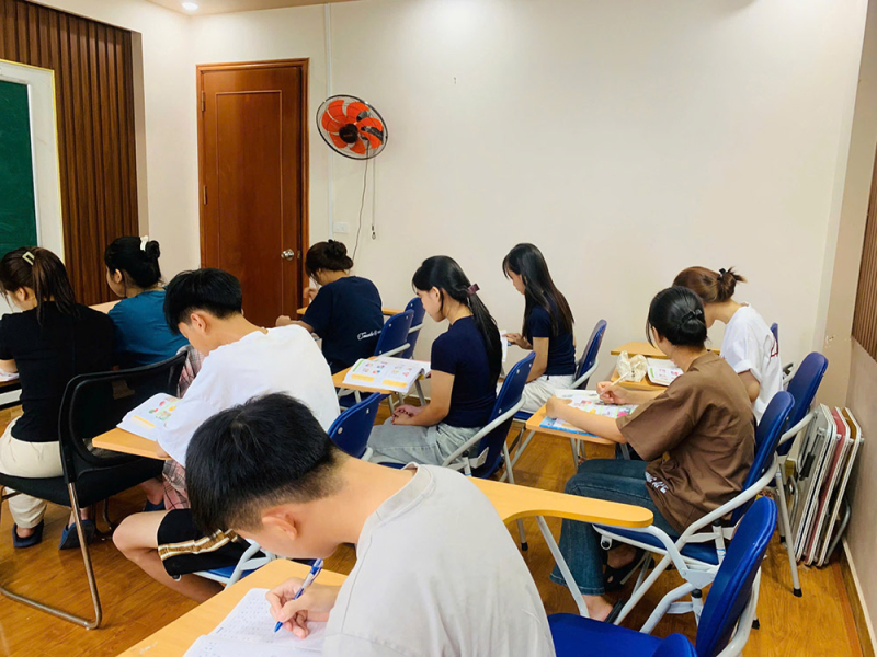 Kinh nghiệm du học Hàn Quốc 2025 - học tập tại thư viện