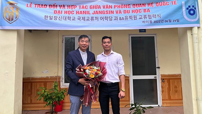 Lễ trao đổi và hợp tác với đại học Hanil Jangsin