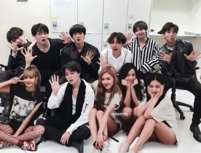 KPOP: Bí Mật Đằng Sau Sự Lôi Cuốn Điên Đảo