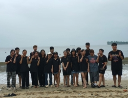 Du học sinh kỳ 12-2023 trải nghiệm biển Đồ Sơn