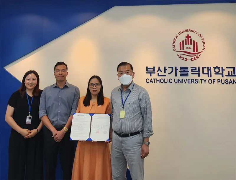 Ký Kết Hợp Đồng Tuyển Sinh Với Trường Catholic University of Pusan - 부산가톨릭대학교