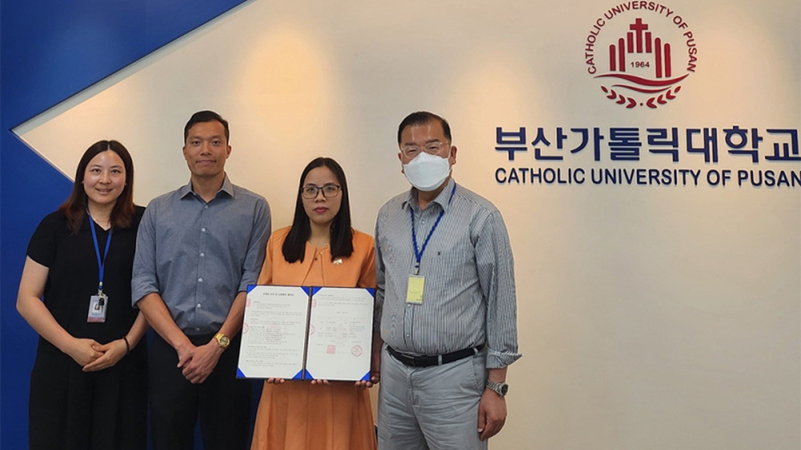 Ký Kết Hợp Đồng Tuyển Sinh Với Trường Catholic University of  Pusan - 부산가톨릭대학교