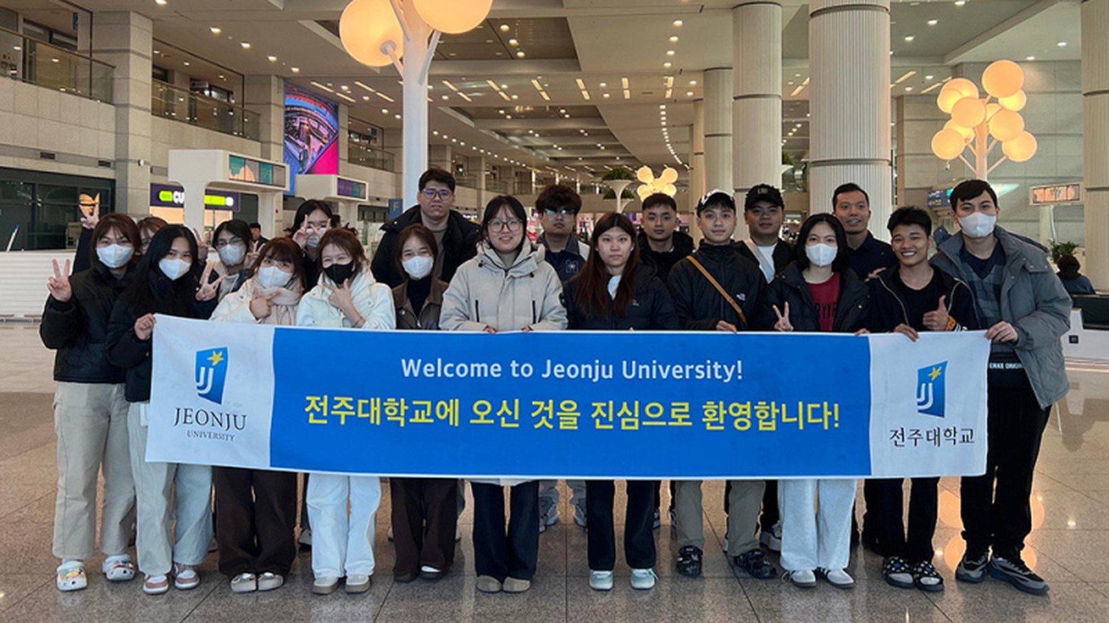 Hành Trình Chào Đón 8 Tân Sinh Viên Du Học BA Nhập Cảnh ĐH Jeonju