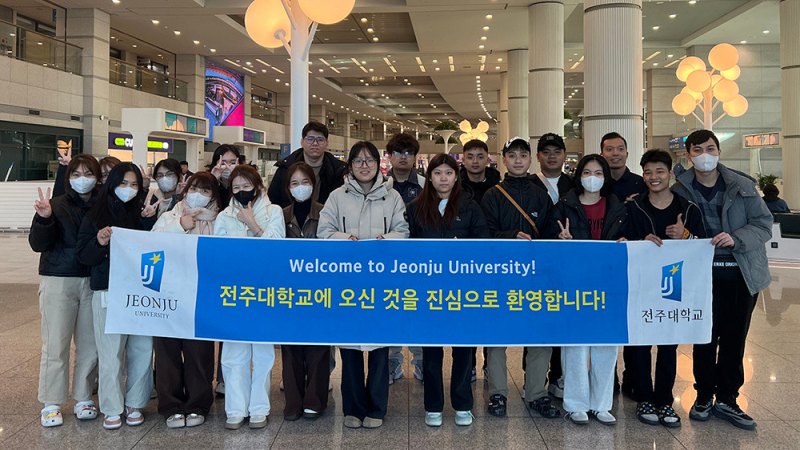 Hành Trình Chào Đón 8 Tân Sinh Viên Du Học BA Nhập Cảnh ĐH Jeonju