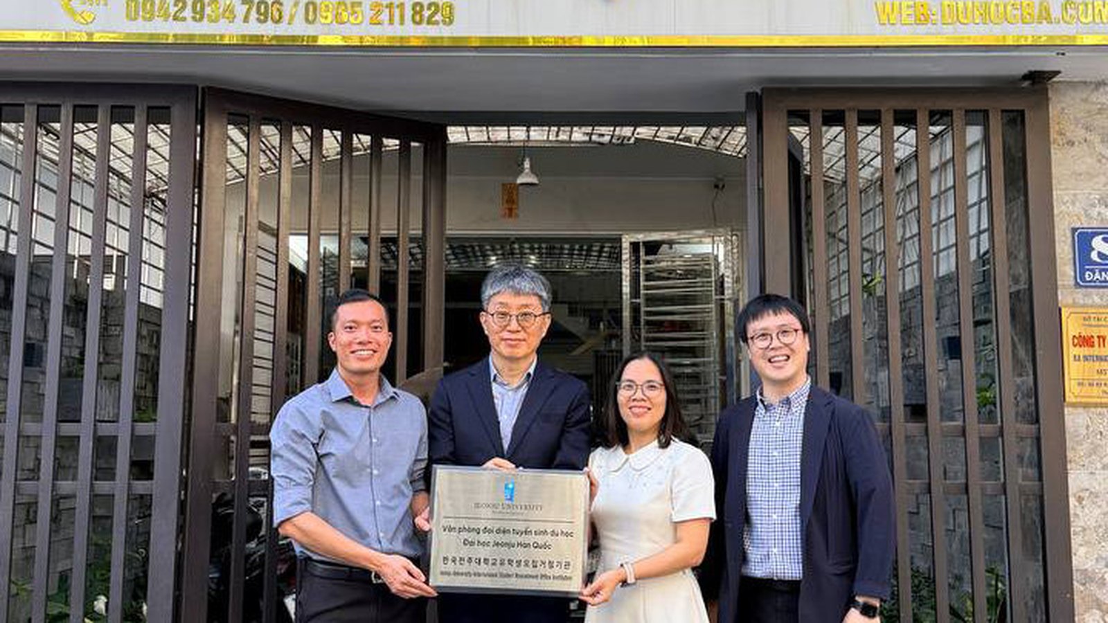 Đại Học Jeonju (전주대학교) Trao Biển Văn Phòng Đại Diện Tuyển Sinh Chính Thức Cho Du Học BA