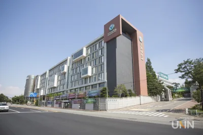 YUHAN UNIVERSITY