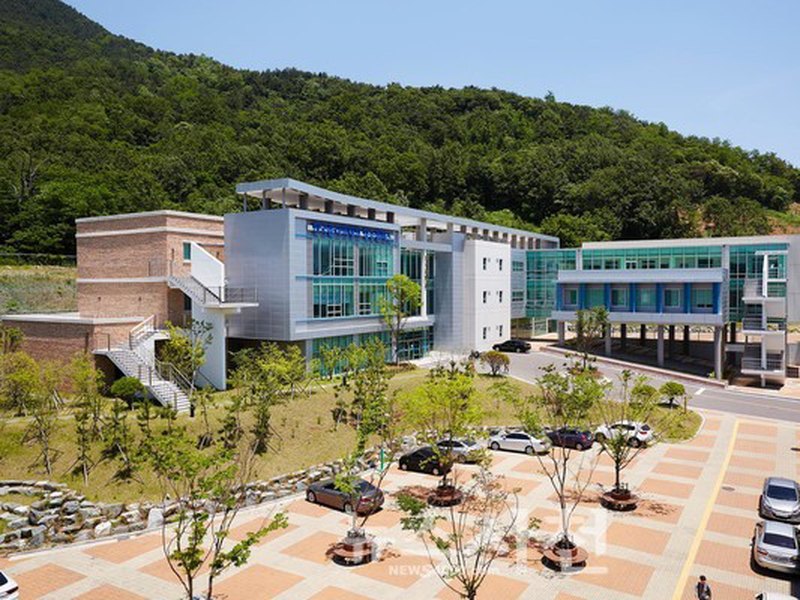 Aviation Campus Of KOREA POLYTECHNIC | 한국폴리텍대학 항공캠퍼스
